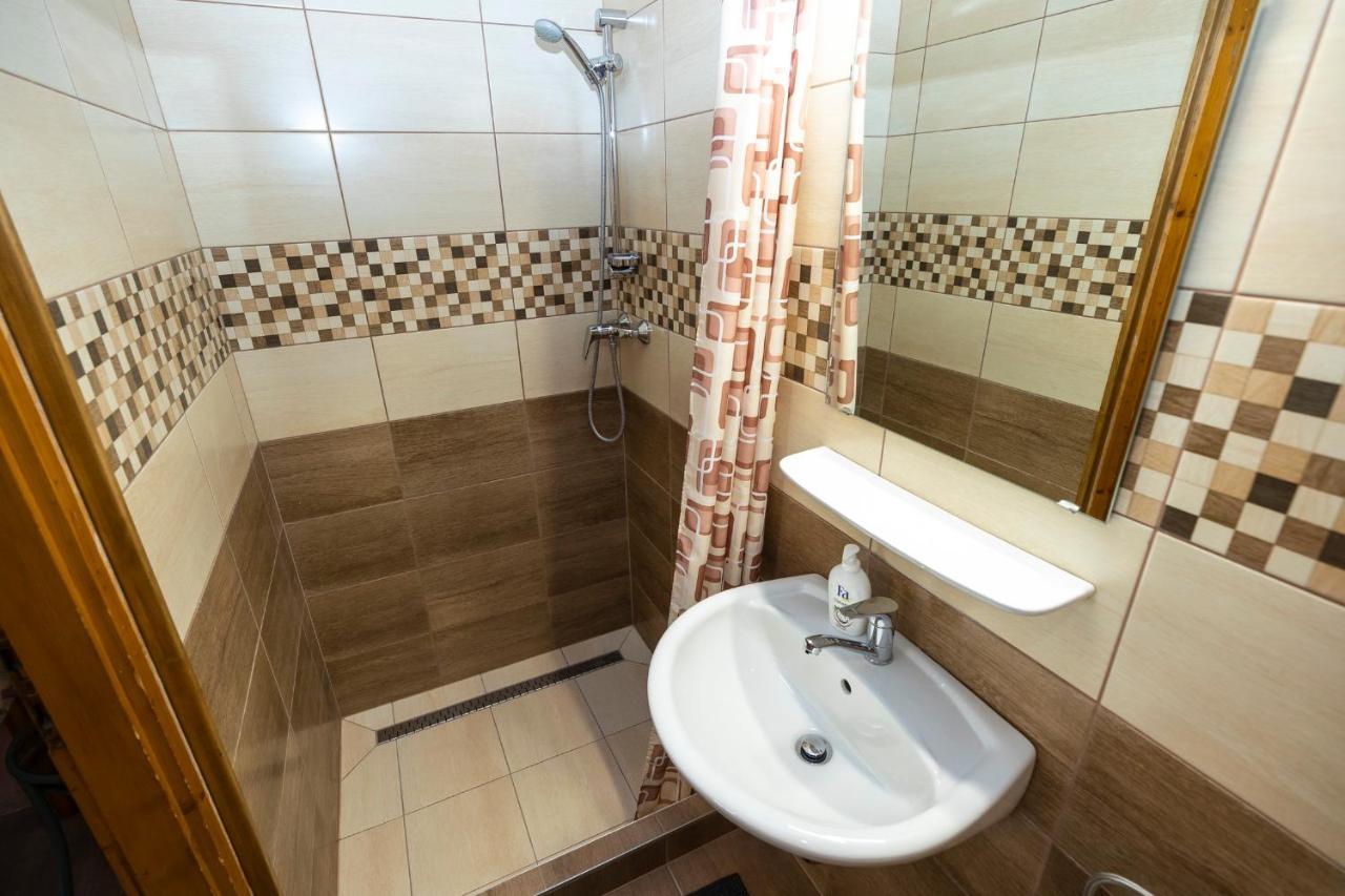 Cecey Apartman Eger Exterior photo